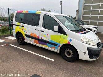 2015-peugeot-expert-1430097-45884222