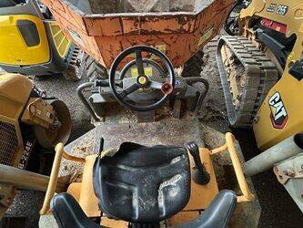 ausa-1430105-45884302