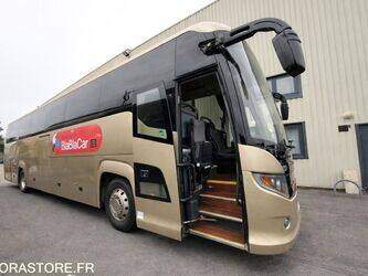 2015-scania-touring-1430110-45884375