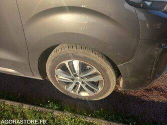 2017-peugeot-expert-1429319-45884405