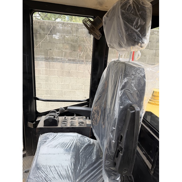 2023 كاتربيلر CS683E-45884417