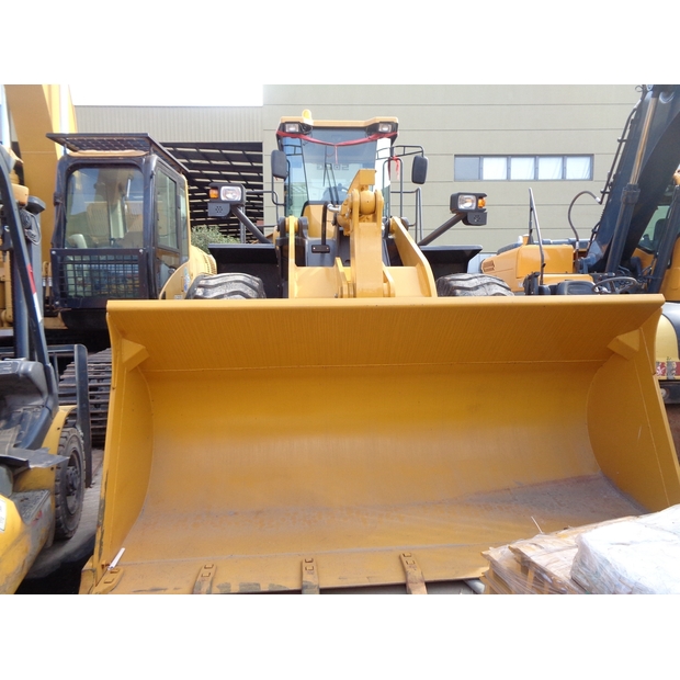 2022 SDLG LG956F-45884432