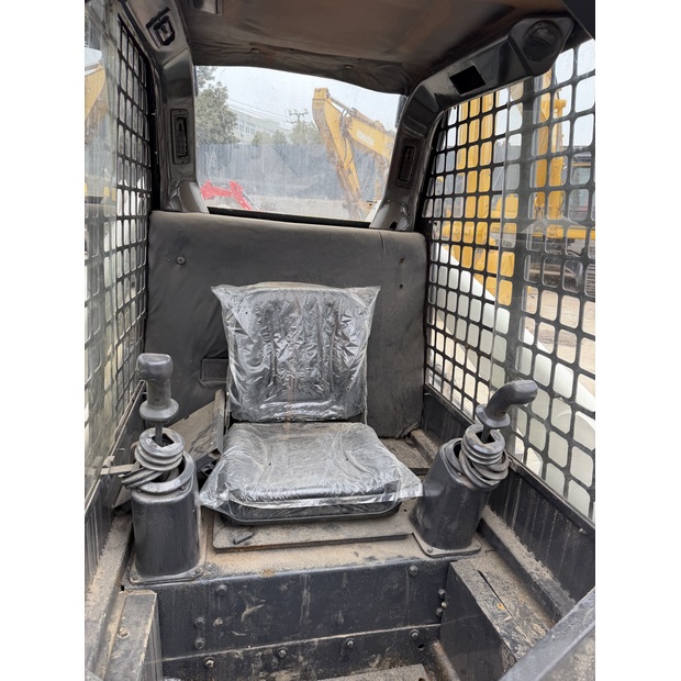 2023 BOBCAT S130-45884484