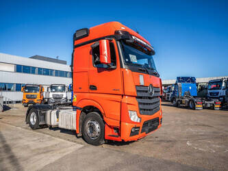 2017-mercedes-benz-actros-1843-ls-1430137-45884720