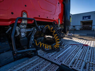 2017-mercedes-benz-actros-1843-ls-1430137-45884721