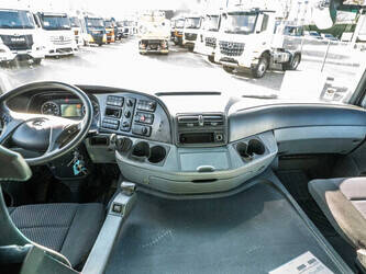 2011-mercedes-benz-actros-1844-1430140-45884785