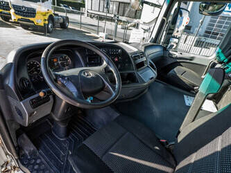 2011-mercedes-benz-actros-1844-1430140-45884788