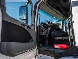 2011-mercedes-benz-actros-1844-1430140-45884789