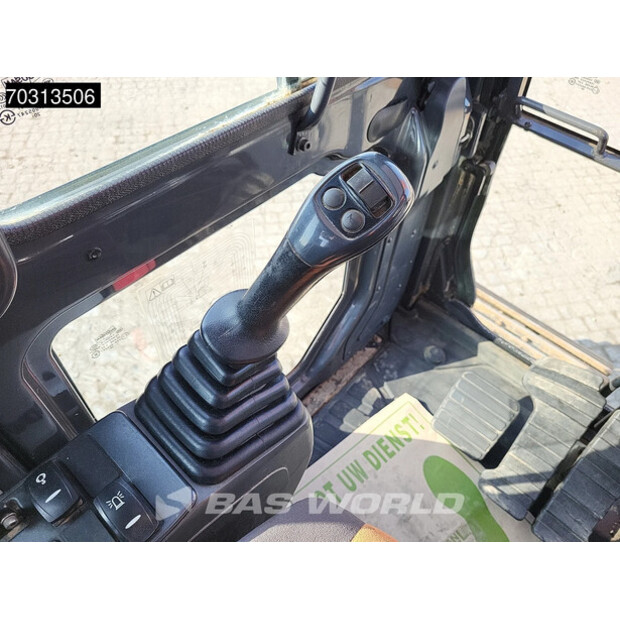 2021 Doosan DX140LCR-5-45884902