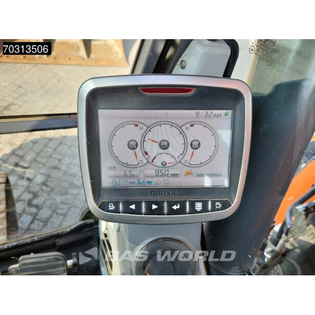 2021 Doosan DX140LCR-5-45884904
