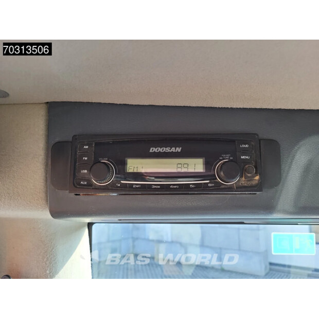 2021 Doosan DX140LCR-5-45884909