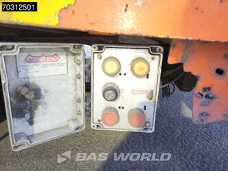 2011-nooteboom-s17de-0p3c-3-axles-steering-axle-lifting-bed-45884983