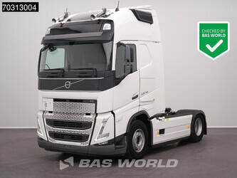 Image for Semi Trucks 2023 Volvo FH500