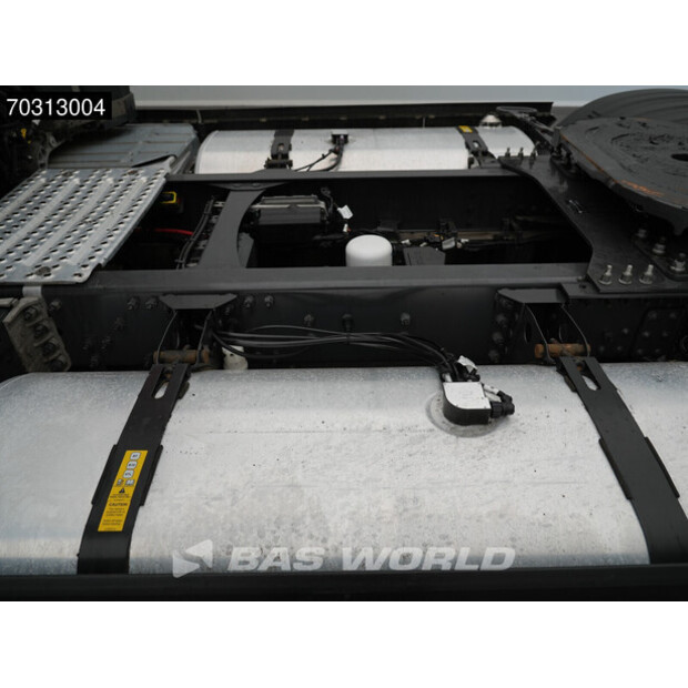 2023 فولفو FH500-45885328