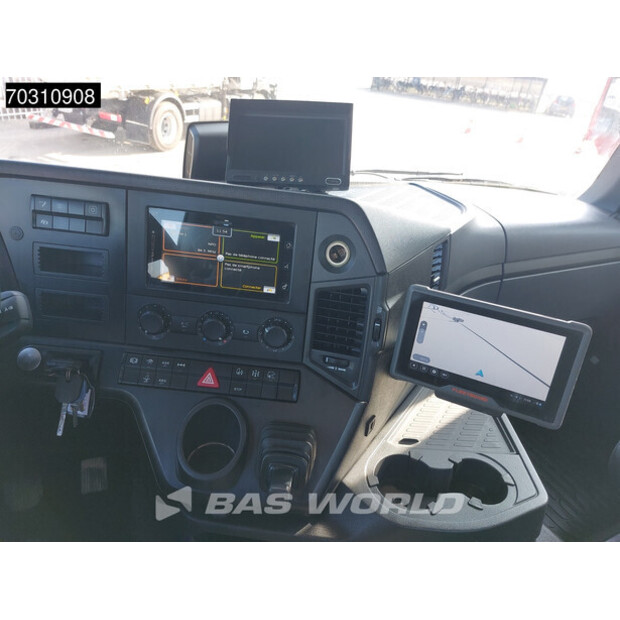 2019 Mercedes-Benz Arocs 2048-45885365