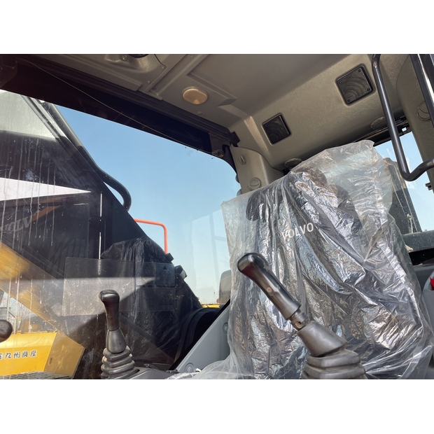 2025 Volvo EC380D-45885621