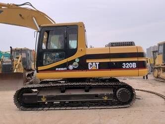 صورة ل حفارات مجنزرة 2015 كاتربيلر 320B