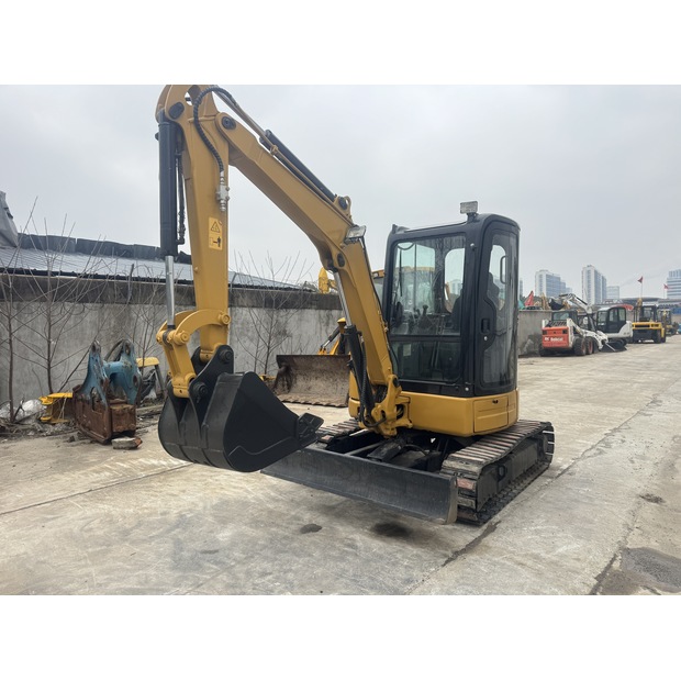 2023 Caterpillar 303.5E2-45885632