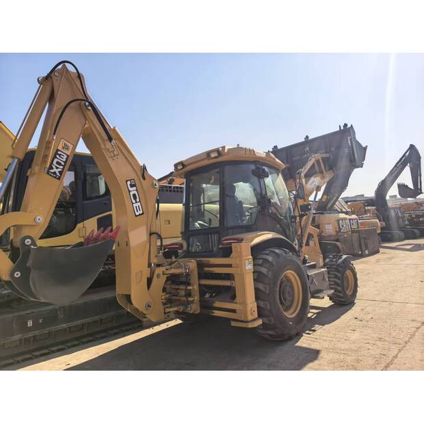 2024 جيه سي بي 3CX-45885662