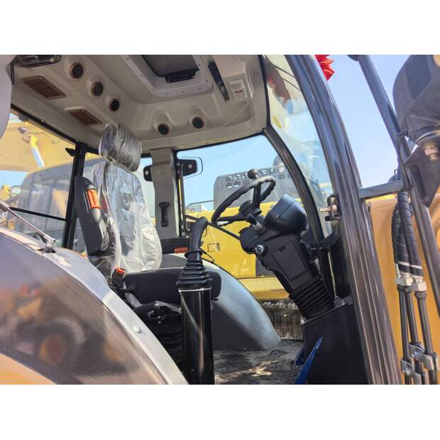 2024 جيه سي بي 3CX-45885667