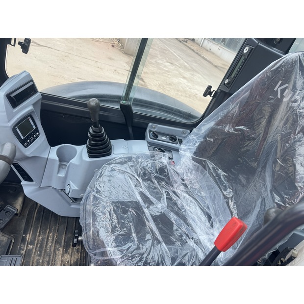 2024 كوبوتا KX057-4-45885681