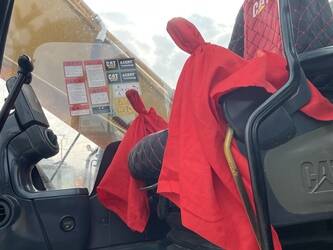 2024-caterpillar-325d2l-1430176-45885762