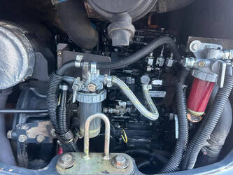 2011-hitachi-zx22u-2-45885816