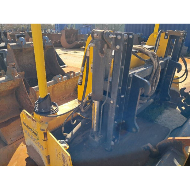 2021 هاركون LEVELLER LB2400/65-45885822