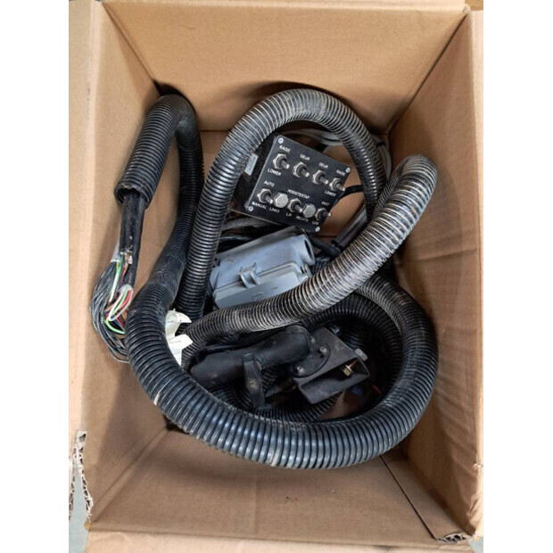 2021 هاركون LEVELLER LB2400/65-45885831