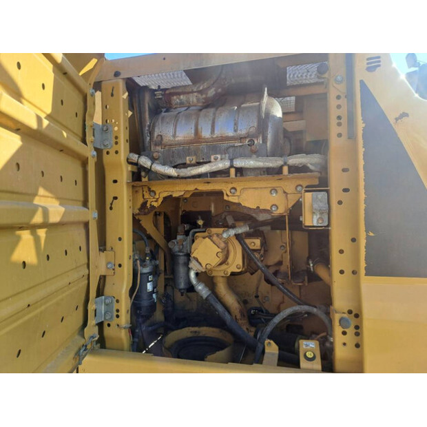 2018 Caterpillar 323-45885879