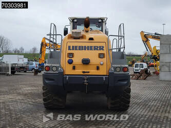 2015-liebherr-l576-1392533-45886210