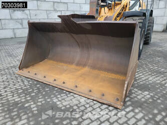 2015-liebherr-l576-1392533-45886214