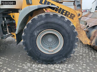 2015-liebherr-l576-1392533-45886234