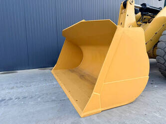 2015-caterpillar-962m-1430359-45887622