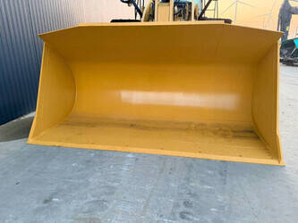 2015-caterpillar-962m-1430359-45887623