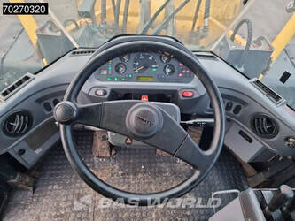 2011-komatsu-wa380-6-1230495-45887814