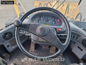 2011-komatsu-wa380-6-1230495-45887816