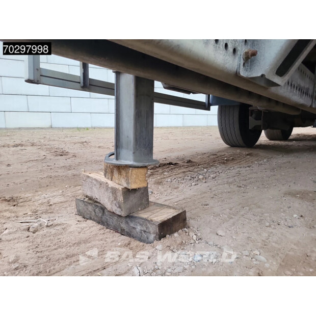 2018 ويكون OTHERS-45887915