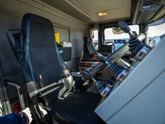 2007-scania-r500-1430365-45887985