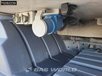 2013-mercedes-benz-atego-1324-1379766-45888079