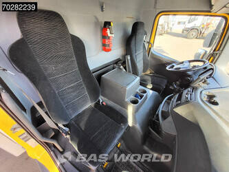 2013-mercedes-benz-atego-1324-1379766-45888092