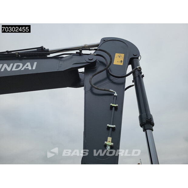 2025 هيونداي R340L-45888226