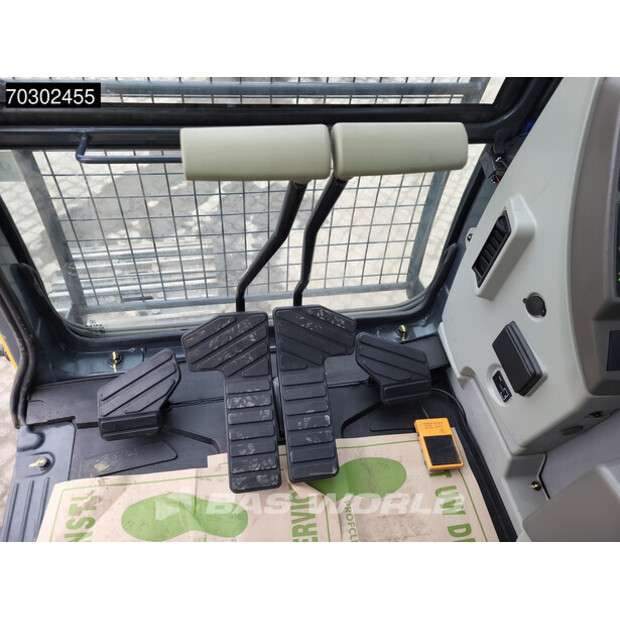 2025 هيونداي R340L-45888249