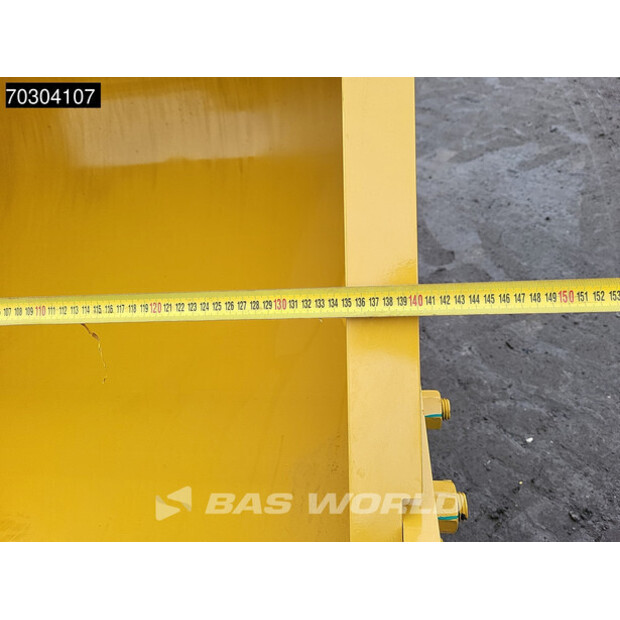 2025 كاتربيلر 323D3-45888295