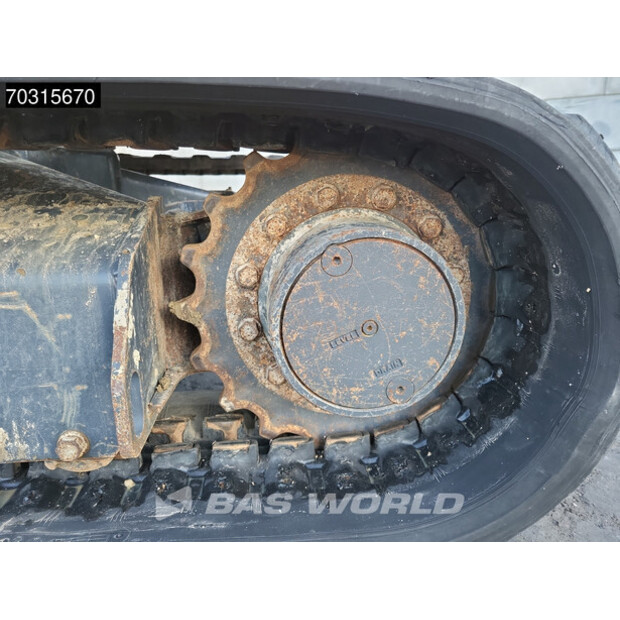 2024 كوماتسو PC55MR-5E0-45888342