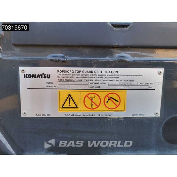 2024 كوماتسو PC55MR-5E0-45888352