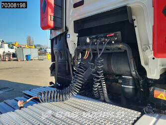 2020-man-tgs-18-470-1430376-45888724