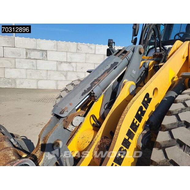 2017 Liebherr L550-45888889