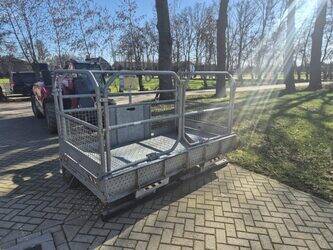 other-1430487-45894045