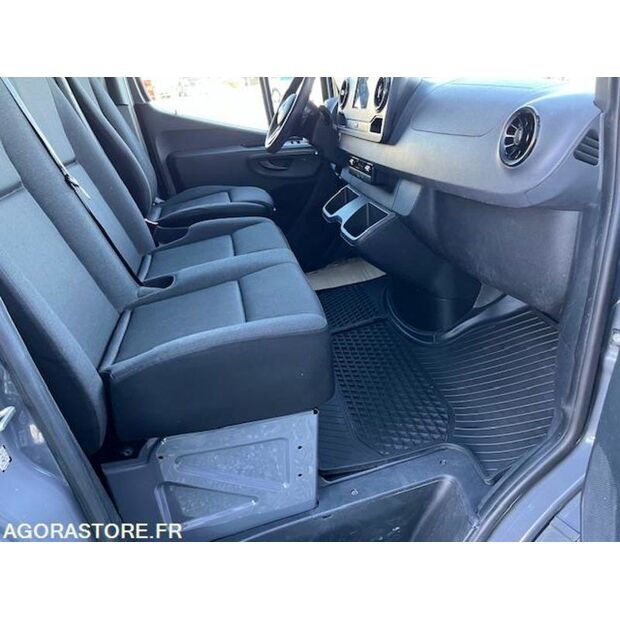 2020 Mercedes-Benz SPRINTER-45903292